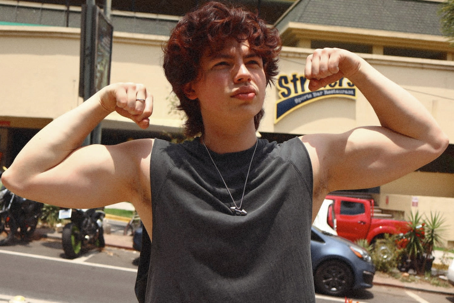 Cadena de gym para los pibes en El Salvador
