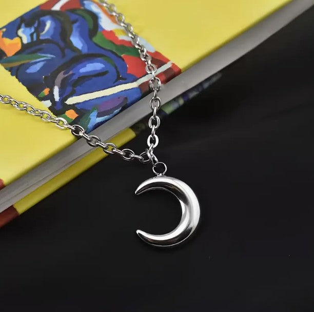 Cadena Veneciana con pendiente de Luna! 🌙
