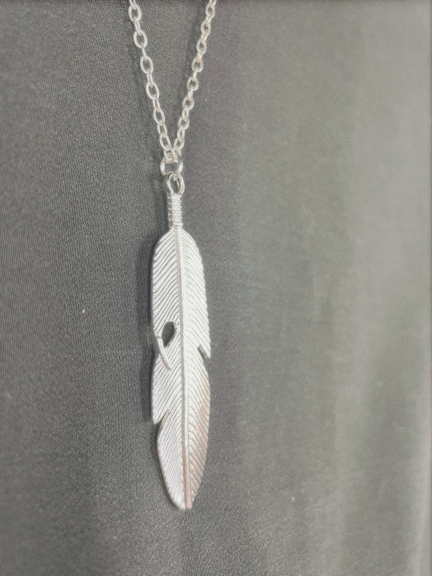 Collar Tribal de Pluma 🪶
